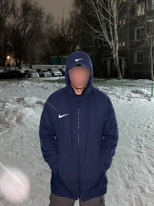 Продам Nike пуховик