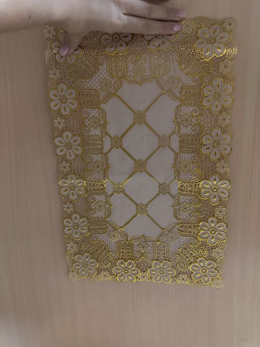 Продам новые накидки на стол и на поднос