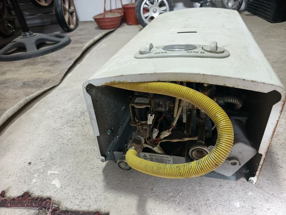 Газовоя колонка  12L