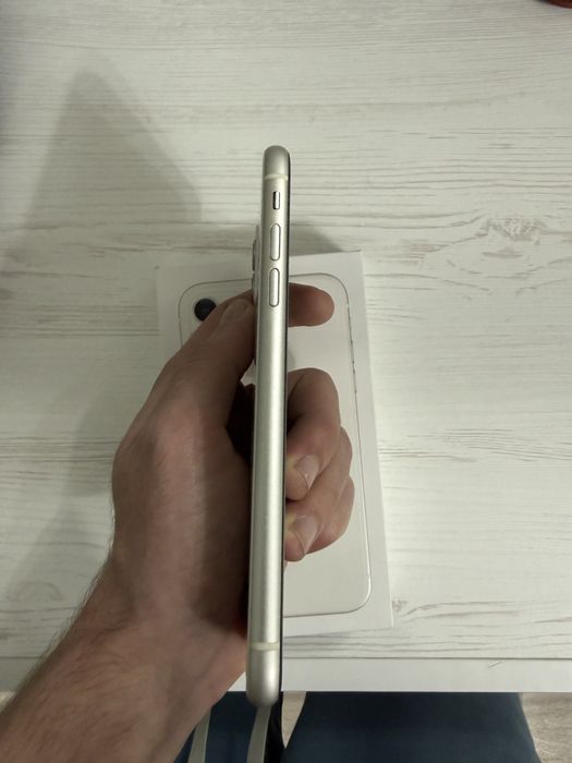 Айфон 11 на 128гб