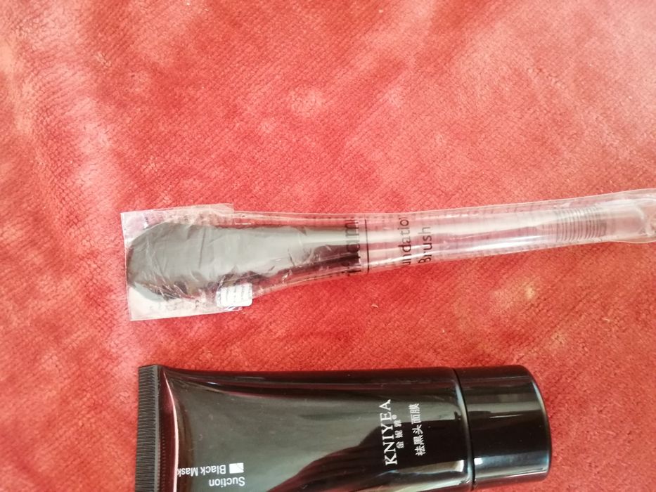 Подхранващи маски за дълбоко почистване порите на лицето в 3 варианта