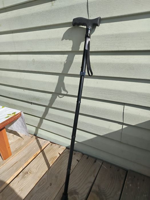 Продам трость новый