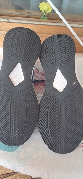 Adidasi adidas barbati marimea 42