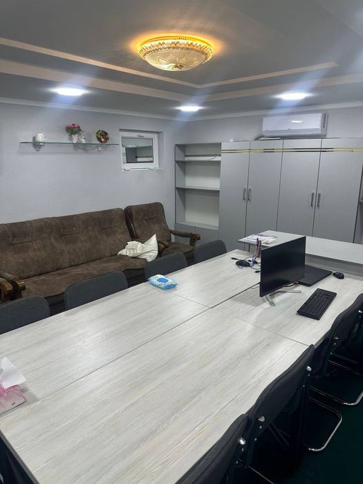 Офис с мебелью  на Чиланзаре  ( Ц квартал)