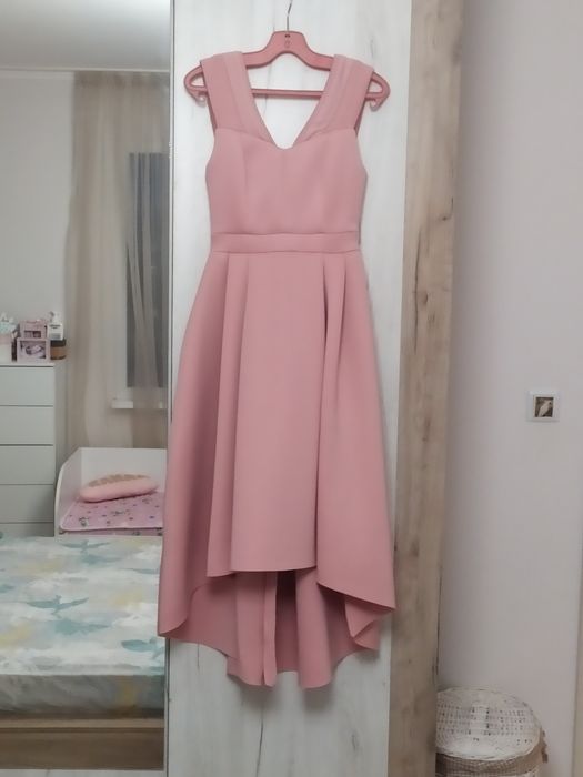 Розова неопренова рокля