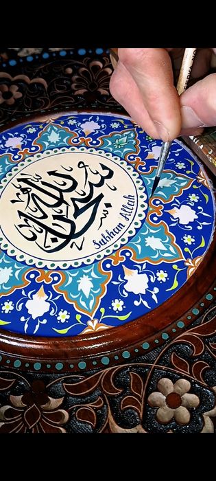 Dekorativ lagan. Yongʻoq daraxtidan yasalgan