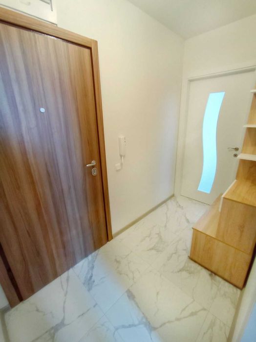 Тристаен апартамент в Южен