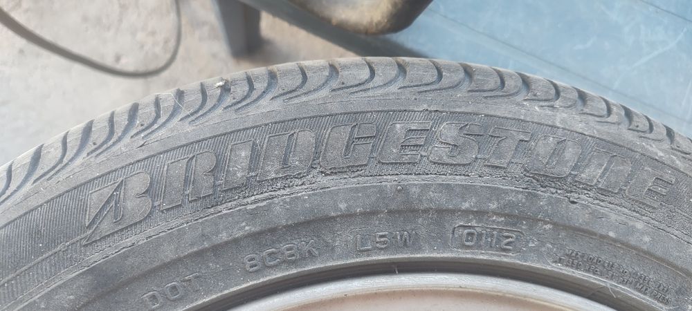 Capota Touran 2008+4 roti de vara Bridgestone