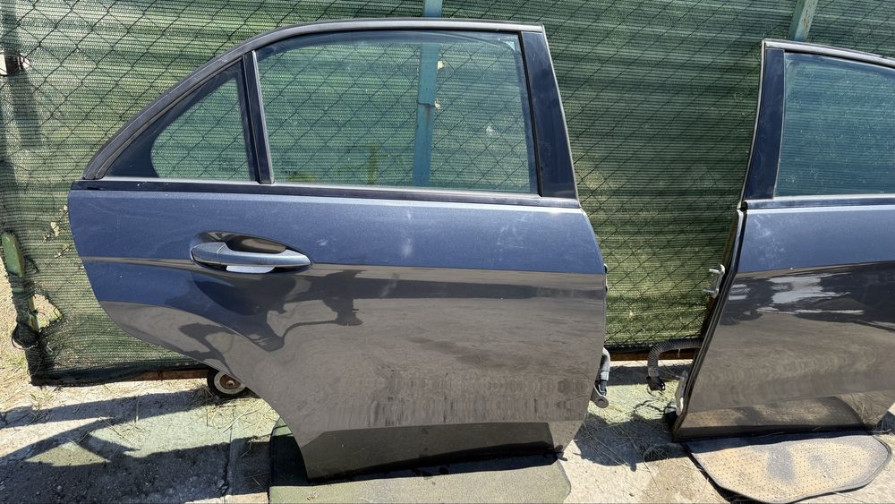 Врати / Задни Врати / Лява, Дясна / E-Class W212 / Е-клас / Код:755