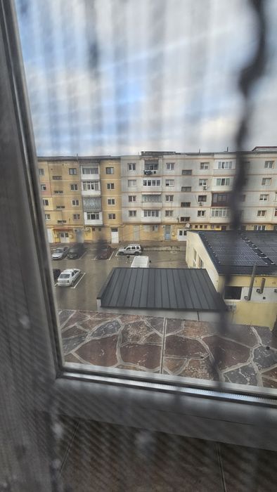 Vând apartament cu 2 camere