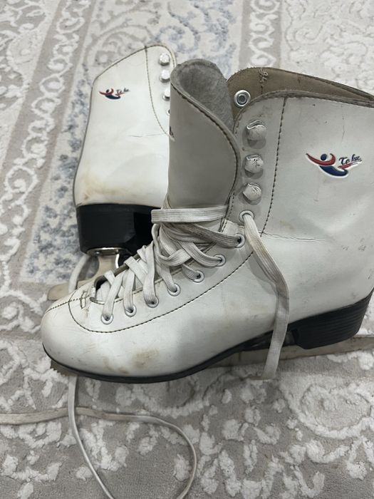 Коньки для катания женские