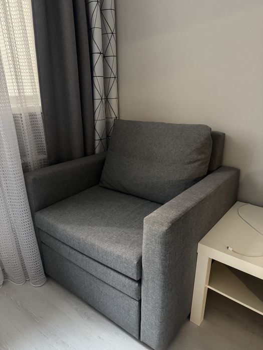 Продам диван и кресло Икеа