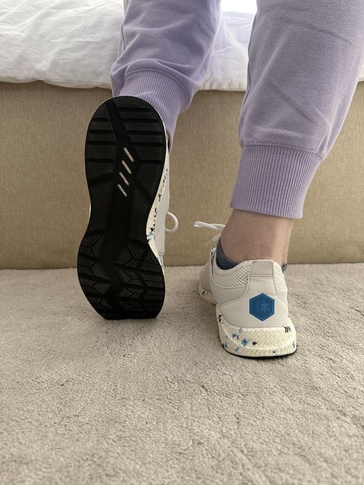 Дамски маратонки ASICS, номер 40