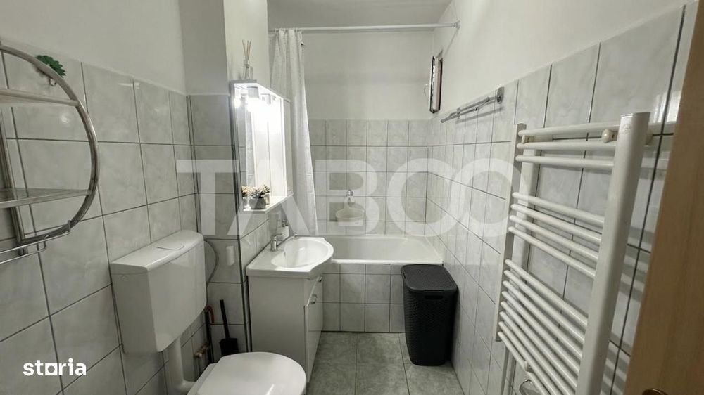 Apartament decomandat 2 camere cu pivnita balcon Mihai Viteazul Sibiu