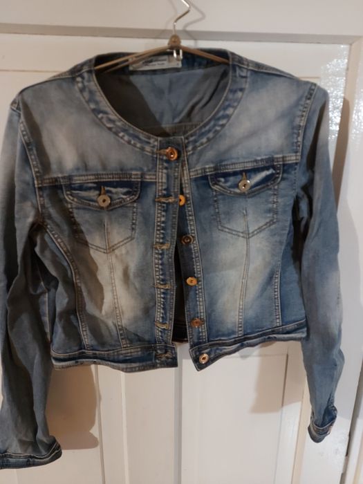 Дамски якета и сака