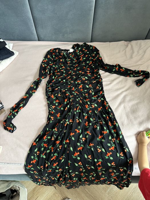 Все вещи по 3000тг до 5000 тг