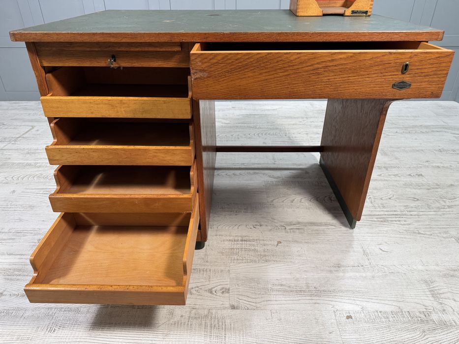 Винтидж бюро в индустриален стил Г447