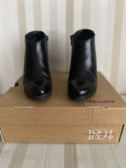 Botine Bata in stare foarte buna