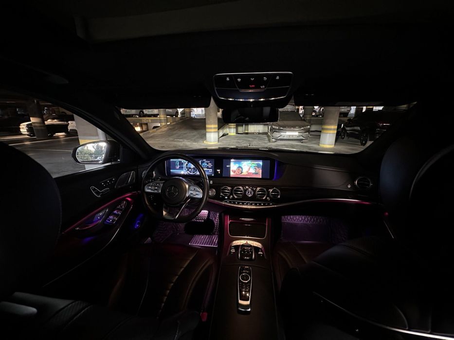 Mercedes w222 с водителем