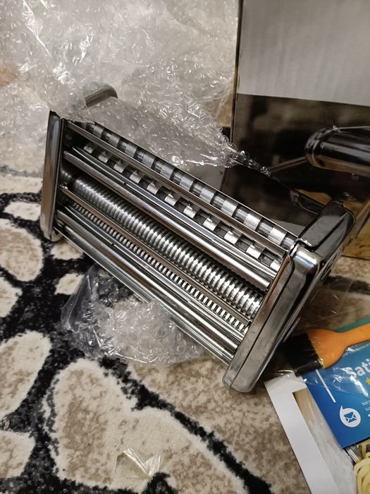 Mașina manuală inoxidabilă pentru tăiței și spaghete  Pagilo italia