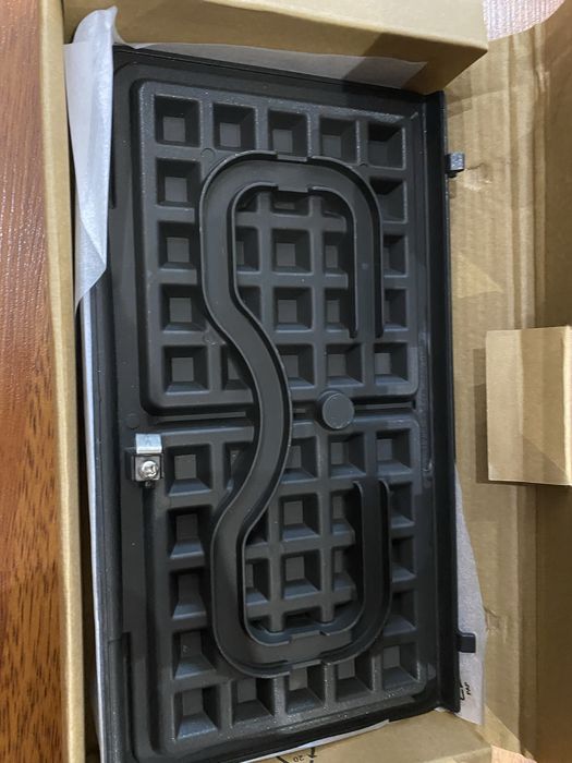 Электро Гриль-Вафельница «BRAUN» новая