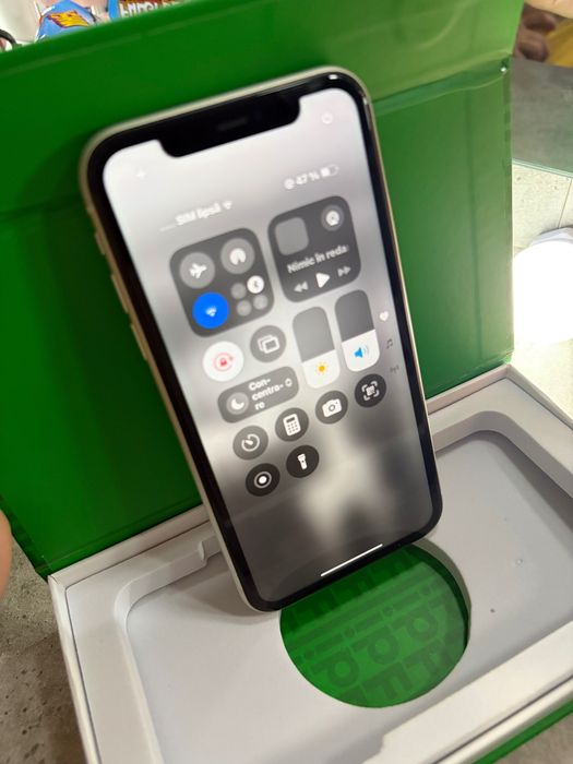 Telefon iphone 11