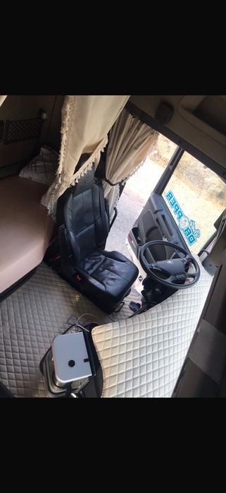 Camion Scania V8 R580