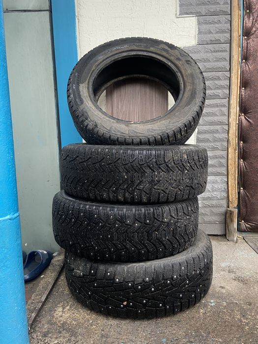 Шины зимныйе с шипами