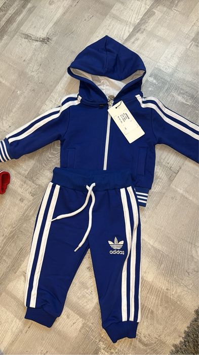 Trening adidas marimi de la marimea 86 pana la 110