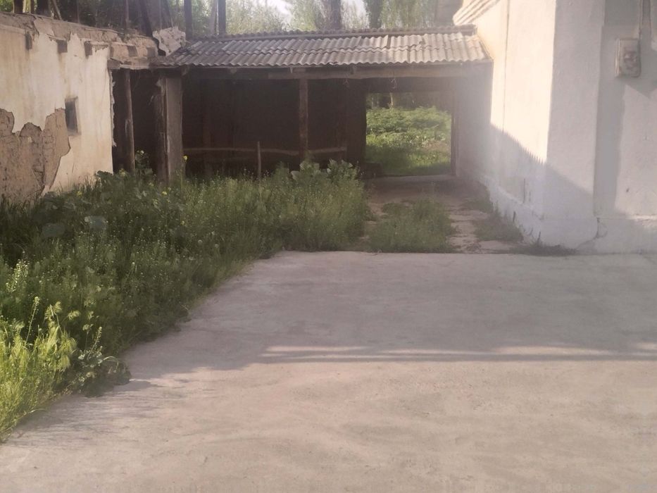 Уй сотилади 5 хонали кадастр бор