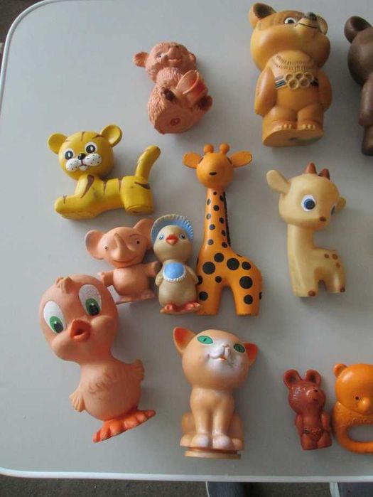 Резервирани - Ретро гумени играчки - подарявам