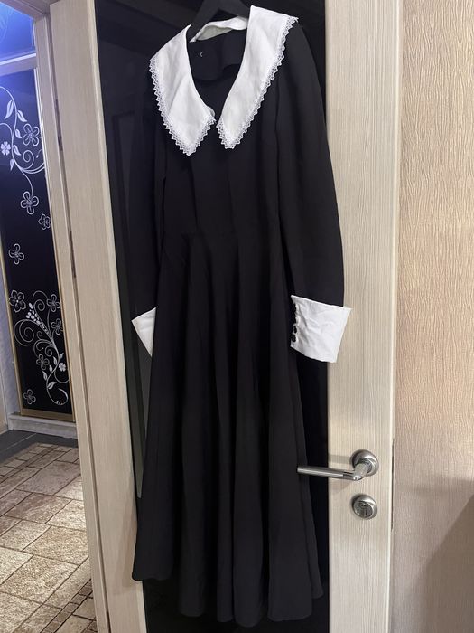 Платье женское.