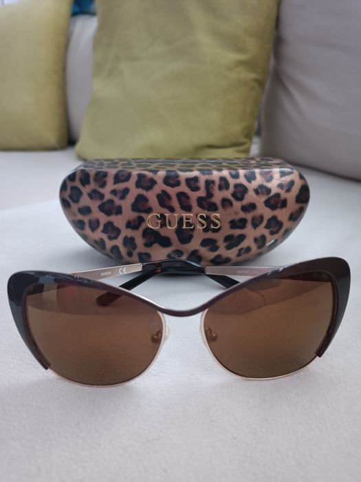 Слънчеви очила Guess