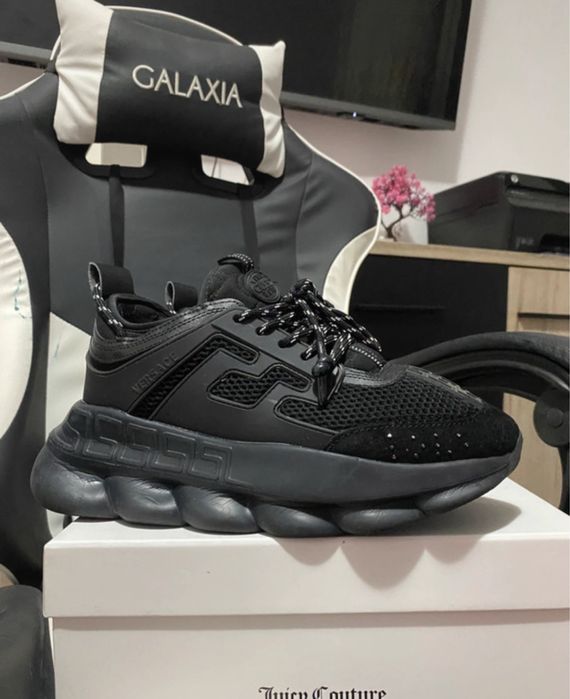 Versace chain reaction