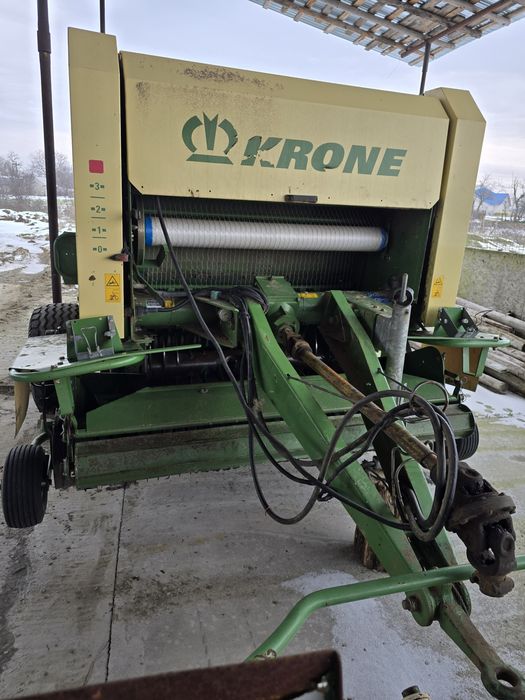 Presă baloți, cositoare , greblă krone, remorcă gunoi grajd