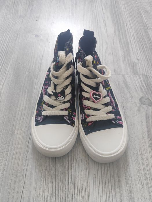 Adidasi si papauci Zara nr 32