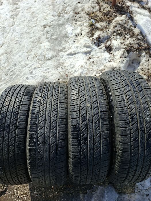Продам шины 235/65/17