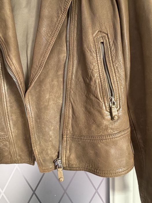кожанная куртка от Massimo Dutti