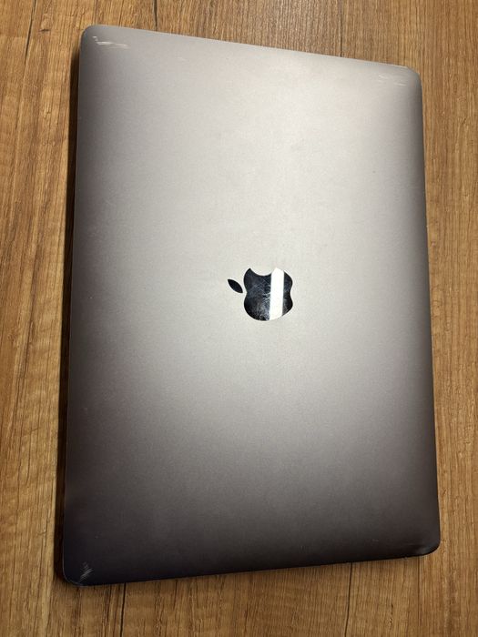 лаптоп MacBook Pro 13’