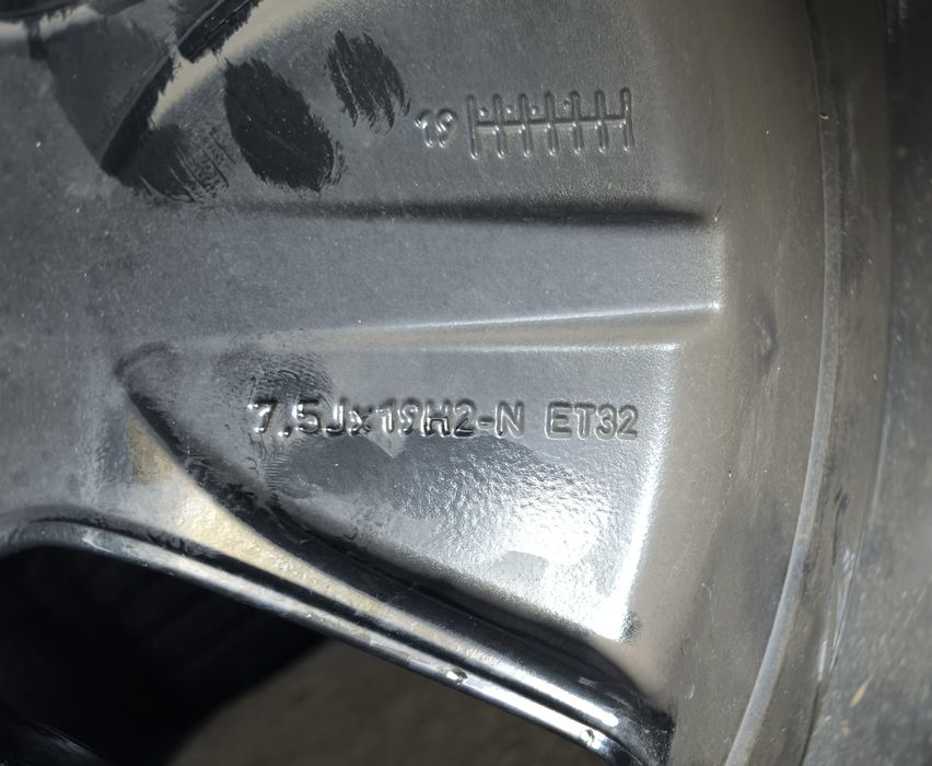 19 цола джанти Спорт пакет от Mercedes EQC W293