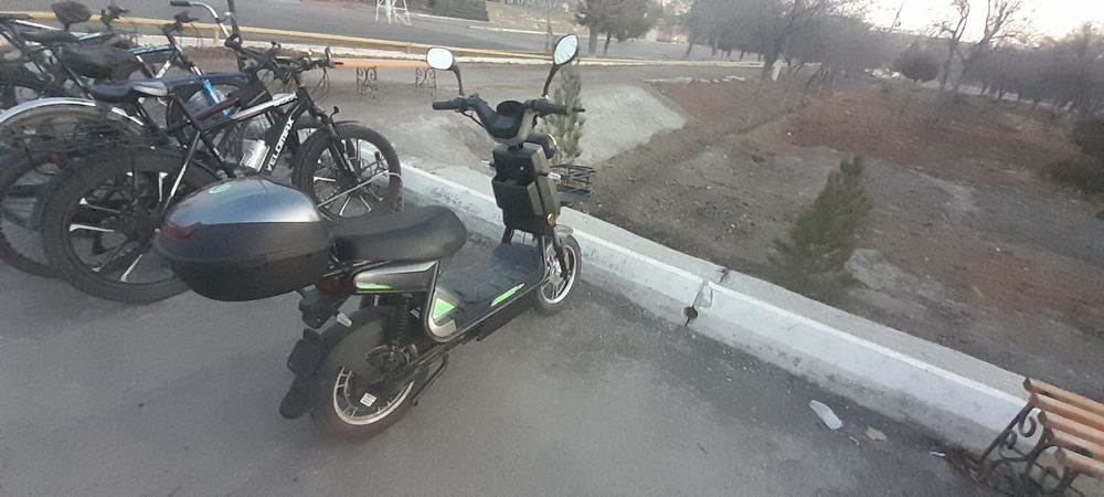 Elektro skuter  hali kop yurmagan kelishtirib beraman