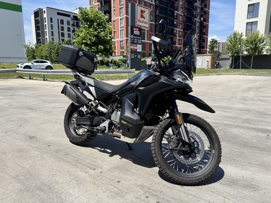 CFMOTO 800MT-X 2025 Low Seat, 1.650 km, garanție, accesorii incluse