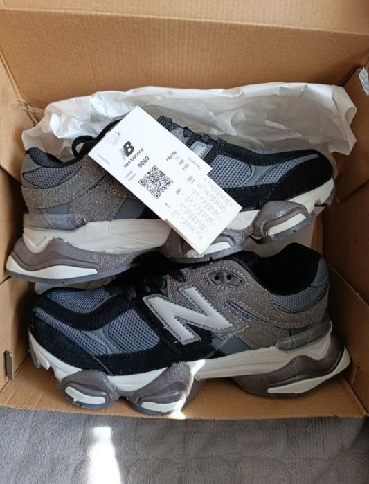 New Balance 9060