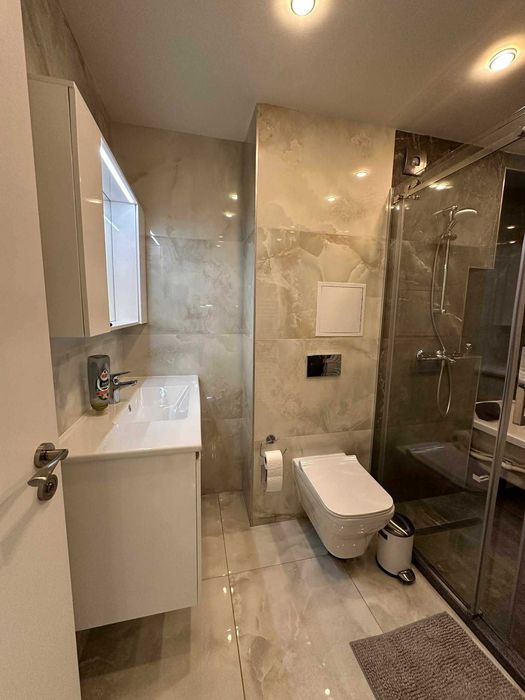 Дава се под наем Тристаен апартамент в София, Зона Б-18 - 110 кв.м за 1000 € - Снимка #14