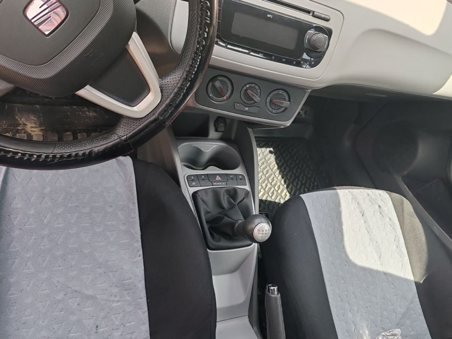 Seat ibiza benzina