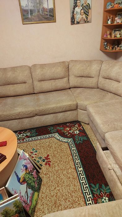 диван угловой  с атоманкой