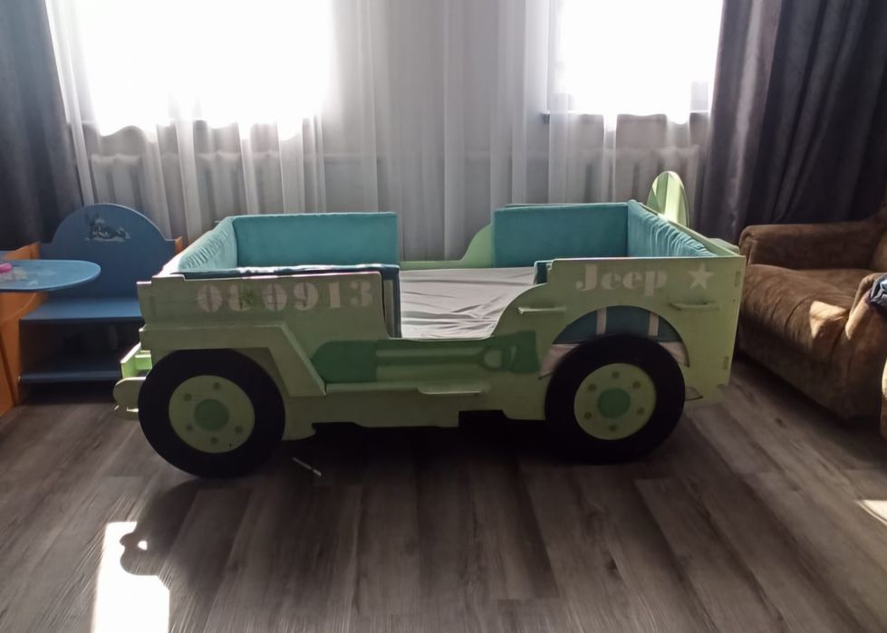 Продам детскую кровать