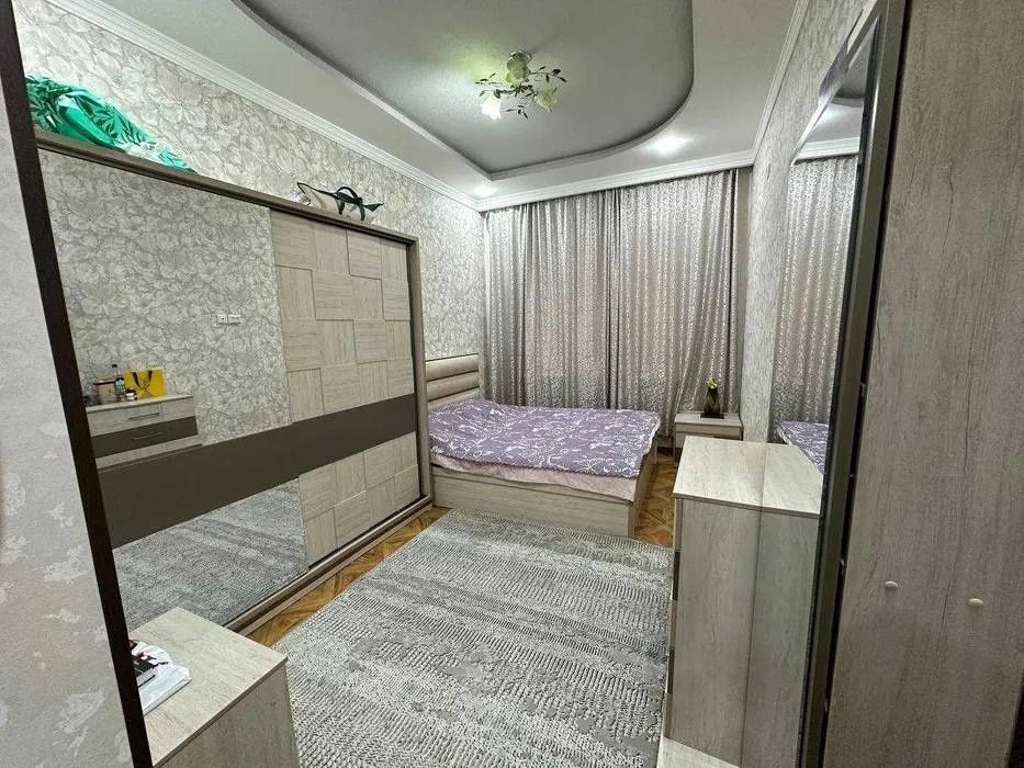 Ховли сотилади! Сергели Мошина бозор ориентир. 6сотих. Евро ремонт