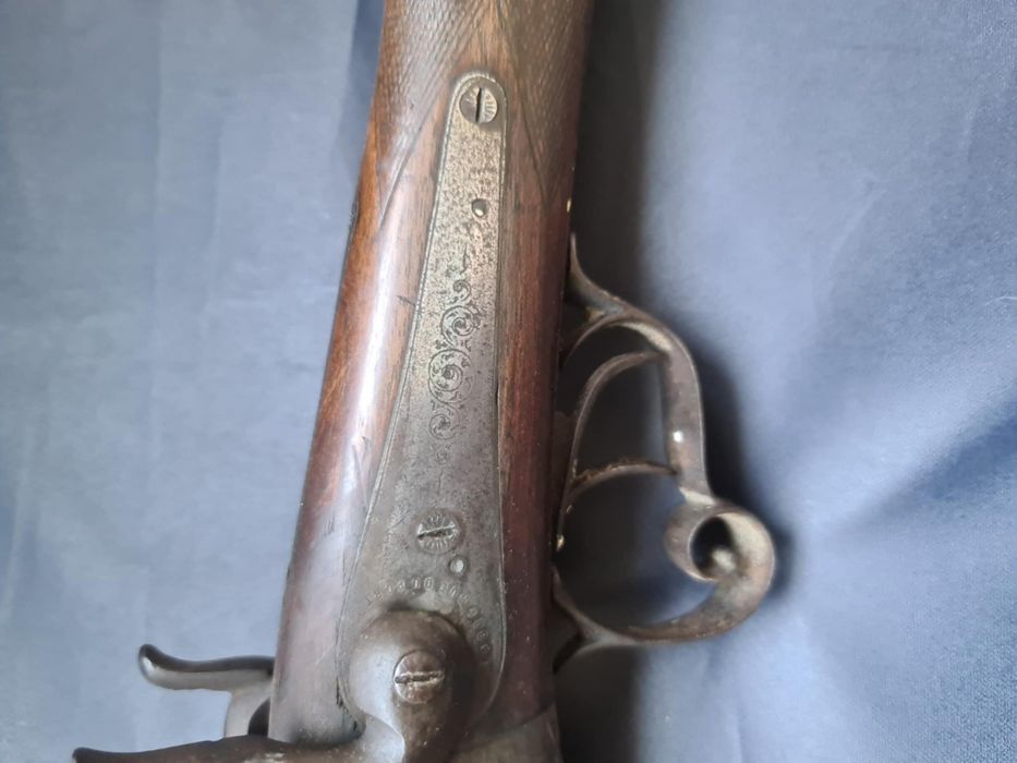 Стара щифтова пушка ЛЕФУШЕ