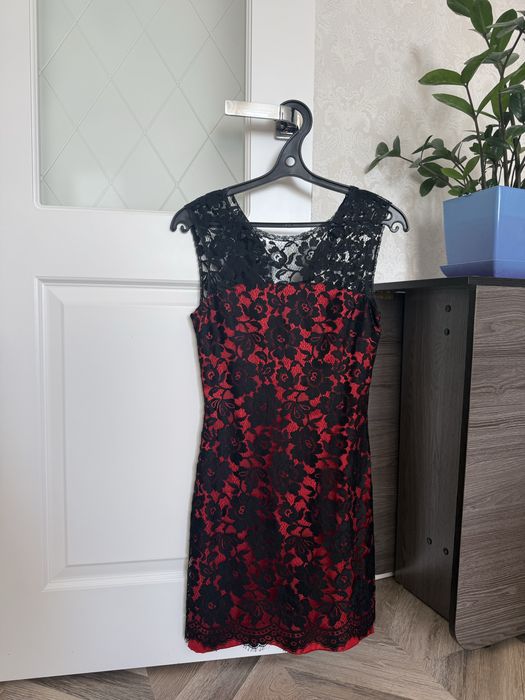 Продам платье Dolce and Gabanna